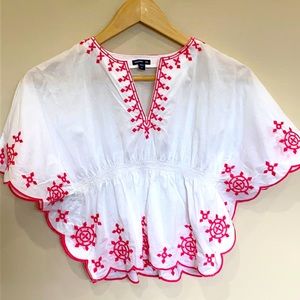 GAP Embroidered  White Batwing Blouse 4T